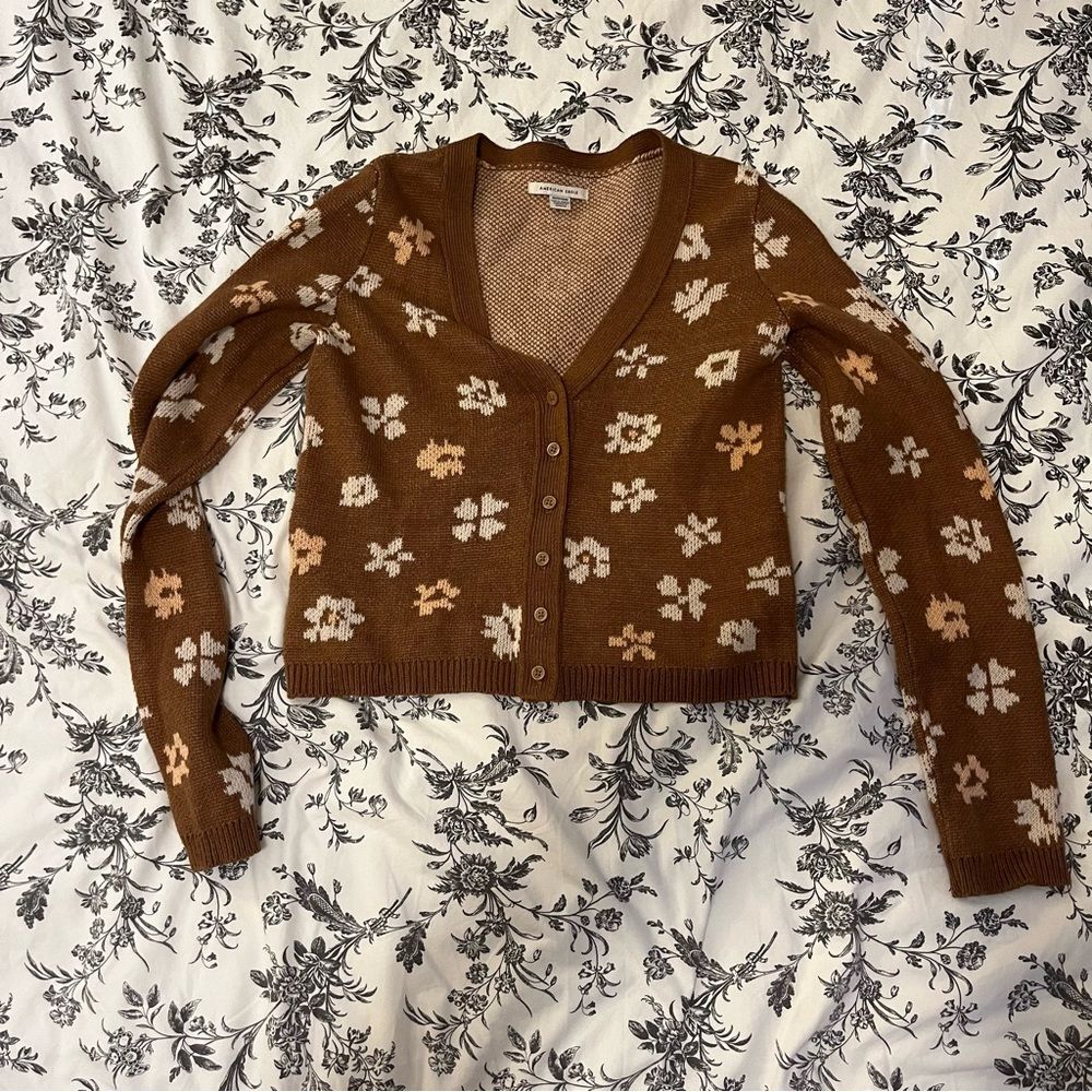 American Eagle flowered cardigan sweater size xs